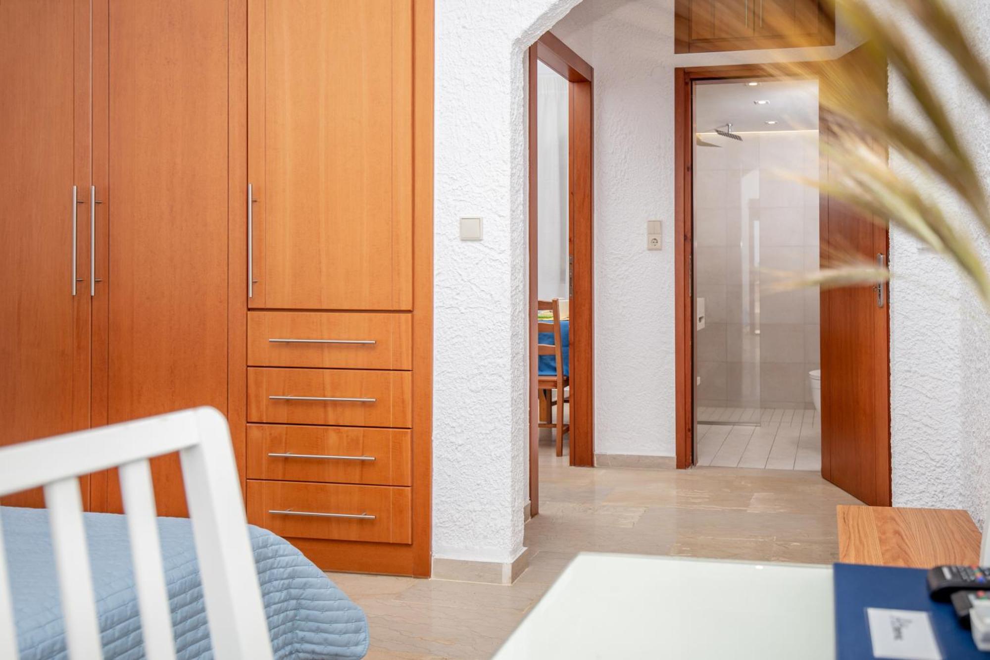 קסרוקמפוס Amatu Villa מראה חיצוני תמונה